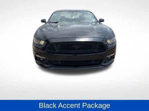 Used 2017 Ford Mustang GT Premium w/ Black Accent Package RWD image 3