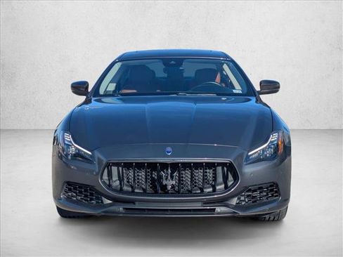 Used 2018 Maserati Quattroporte S image 2