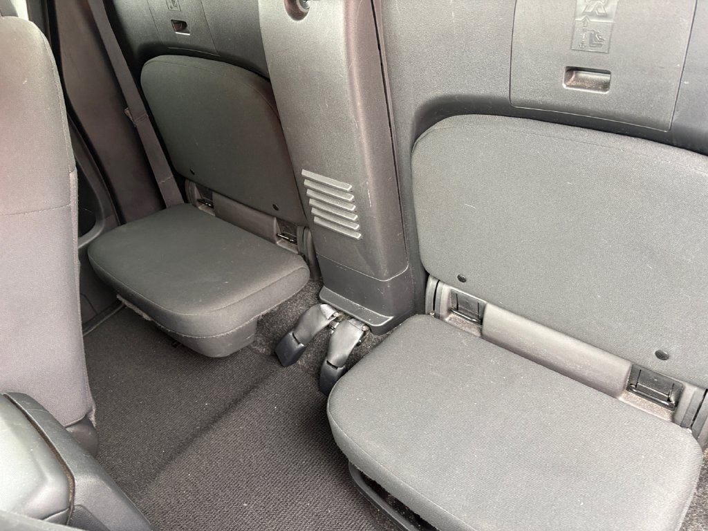 Used 2022 Nissan Frontier S RWD image 13