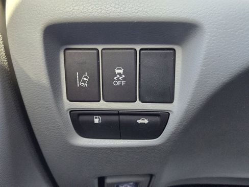 Used 2017 Acura TLX w/ Technology Package image 26