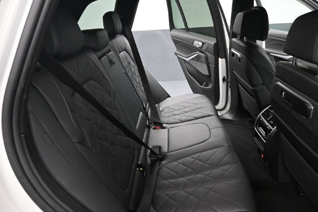 Used 2024 BMW X5 xDrive40i AWD/4WD image 26