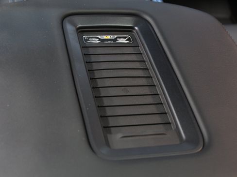 Used 2015 Chevrolet Tahoe LT AWD/4WD image 29