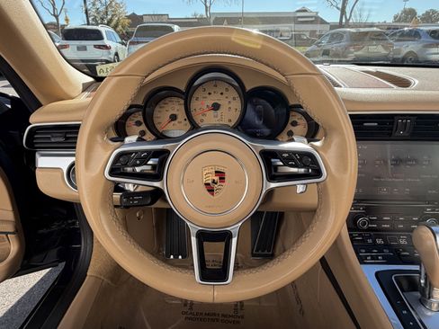 Used 2017 Porsche 911 Carrera image 23