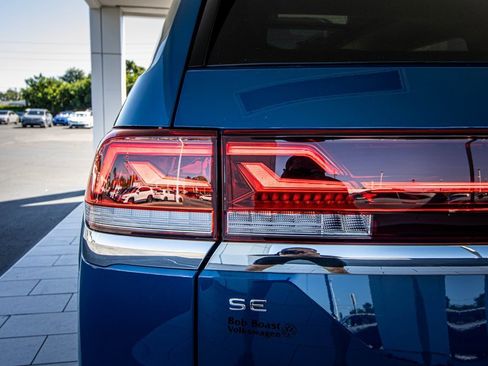 New 2026 Volkswagen Atlas SE image 14