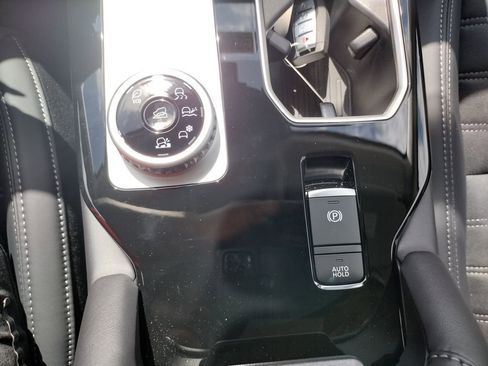 New 2026 Mitsubishi Outlander SE AWD/4WD image 25