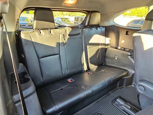 Used 2021 Toyota Highlander Platinum image 14