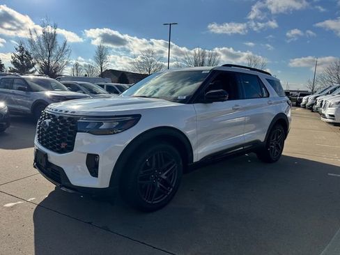 New 2026 Ford Explorer ST w/ Sun And Sound Package AWD/4WD image 3