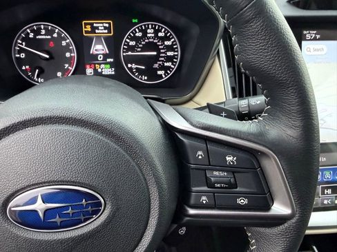Certified 2025 Subaru Outback Limited image 17