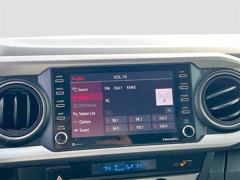 Used 2022 Toyota Tacoma SR5 image 14