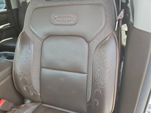 Used 2025 RAM 1500 Limited AWD/4WD image 15