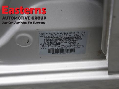 Used 2020 Nissan Versa SR w/ Convenience Package image 34