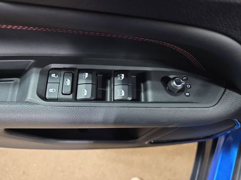 Used 2024 Jeep Compass Trailhawk w/ Trailhawk Convenience Group image 26