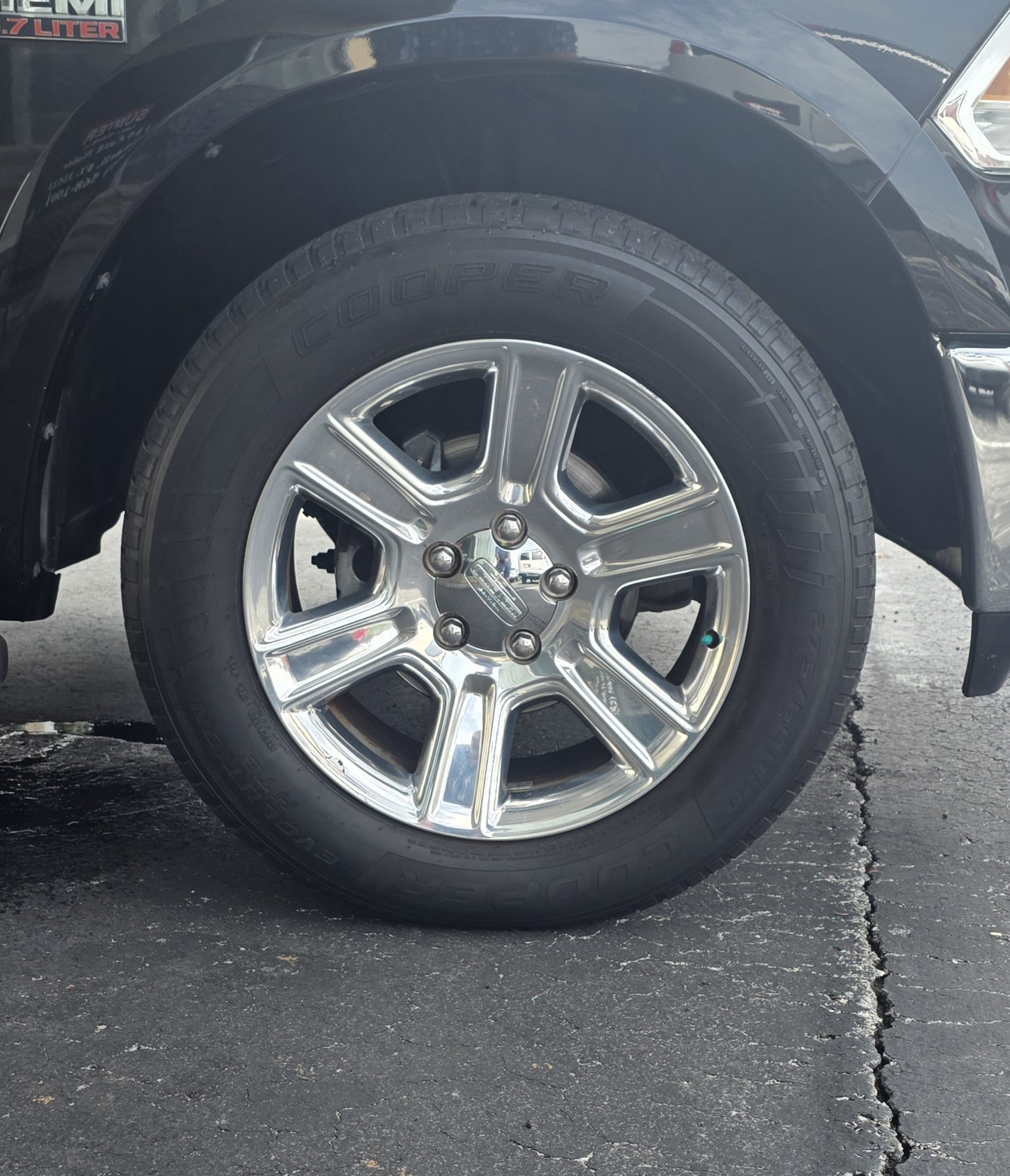 Used 2016 RAM 1500 Laramie Longhorn w/ Convenience Group AWD/4WD image 44