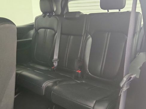 Used 2024 Jeep Wagoneer Series II w/ Flexible Seating Group RWD image 26