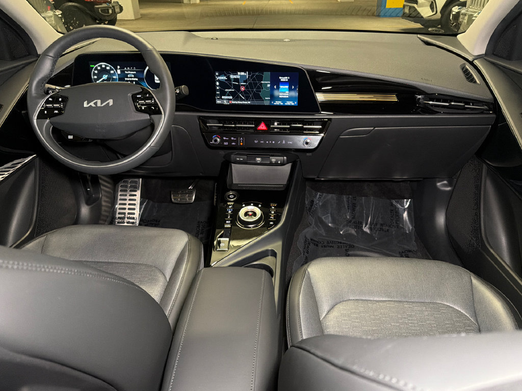 Certified 2023 Kia Niro Wave FWD image 17