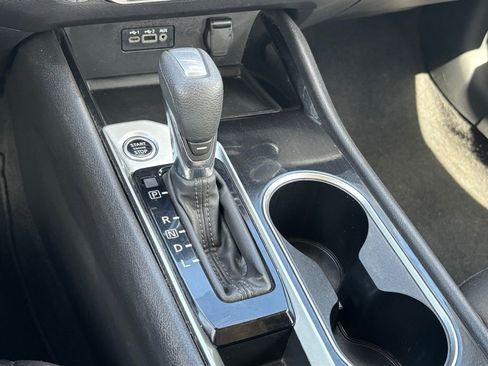 Used 2024 Nissan Altima 2.5 SV image 20