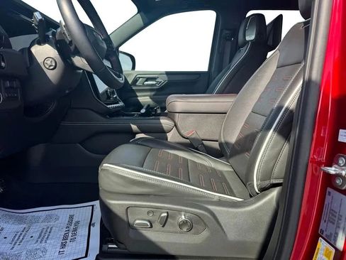 Used 2025 GMC Yukon XL AT4 Ultimate image 10