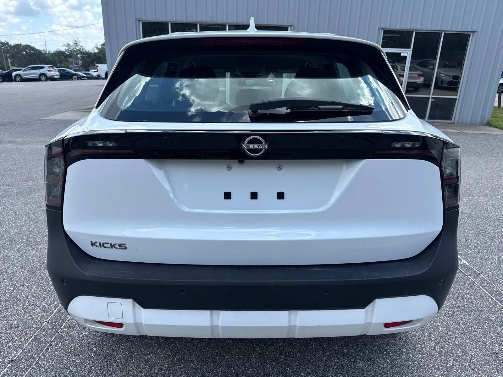 Used 2025 Nissan Kicks S FWD image 9