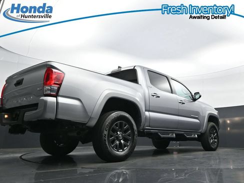 Used 2023 Toyota Tacoma SR5 w/ Technology Package AWD/4WD image 36