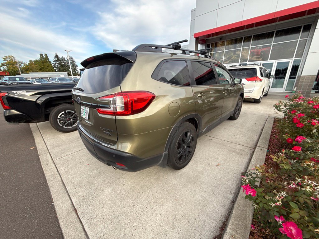Used 2023 Subaru Ascent Onyx Edition AWD/4WD image 5