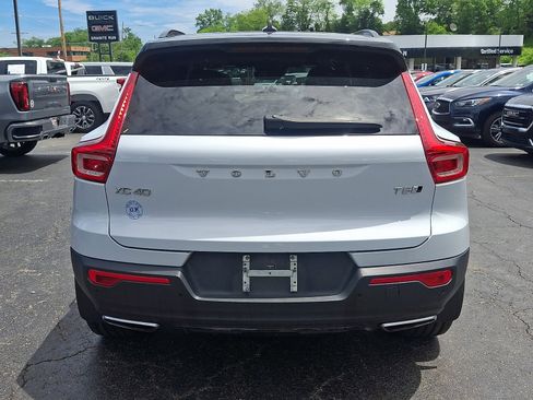 Used 2020 Volvo XC40 T5 R-Design w/ Protection Package AWD/4WD image 5