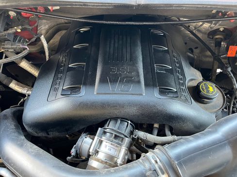 Used 2015 Ford F150 Lariat AWD/4WD image 29