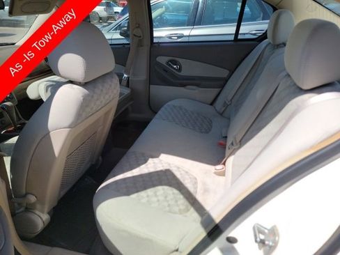 Used 2005 Chevrolet Malibu LS image 8