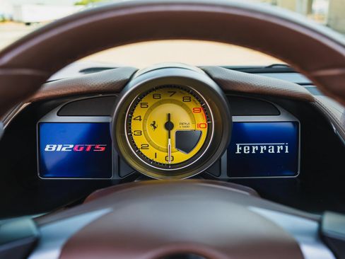 Used 2021 Ferrari 812 GTS RWD image 62