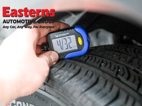 Used 2021 Jeep Cherokee Limited image 24