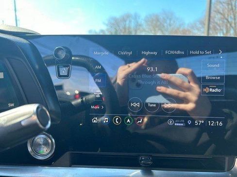 Used 2023 Chevrolet Corvette Z06 RWD image 22