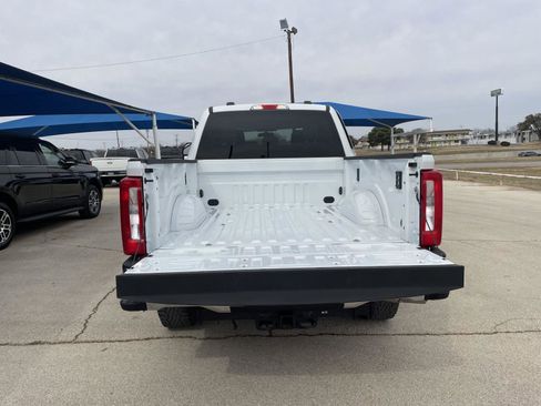 Used 2024 Ford F250 XLT w/ FX4 Off-Road Package image 27
