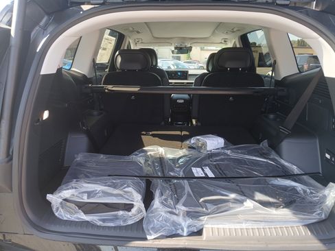 New 2026 Hyundai Ioniq 9 Limited image 5