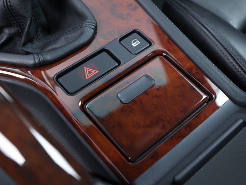 Used 2003 BMW M5 image 62