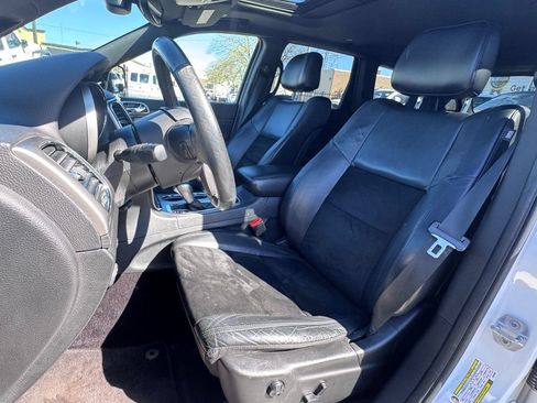 Certified 2018 Jeep Grand Cherokee Altitude AWD/4WD image 11