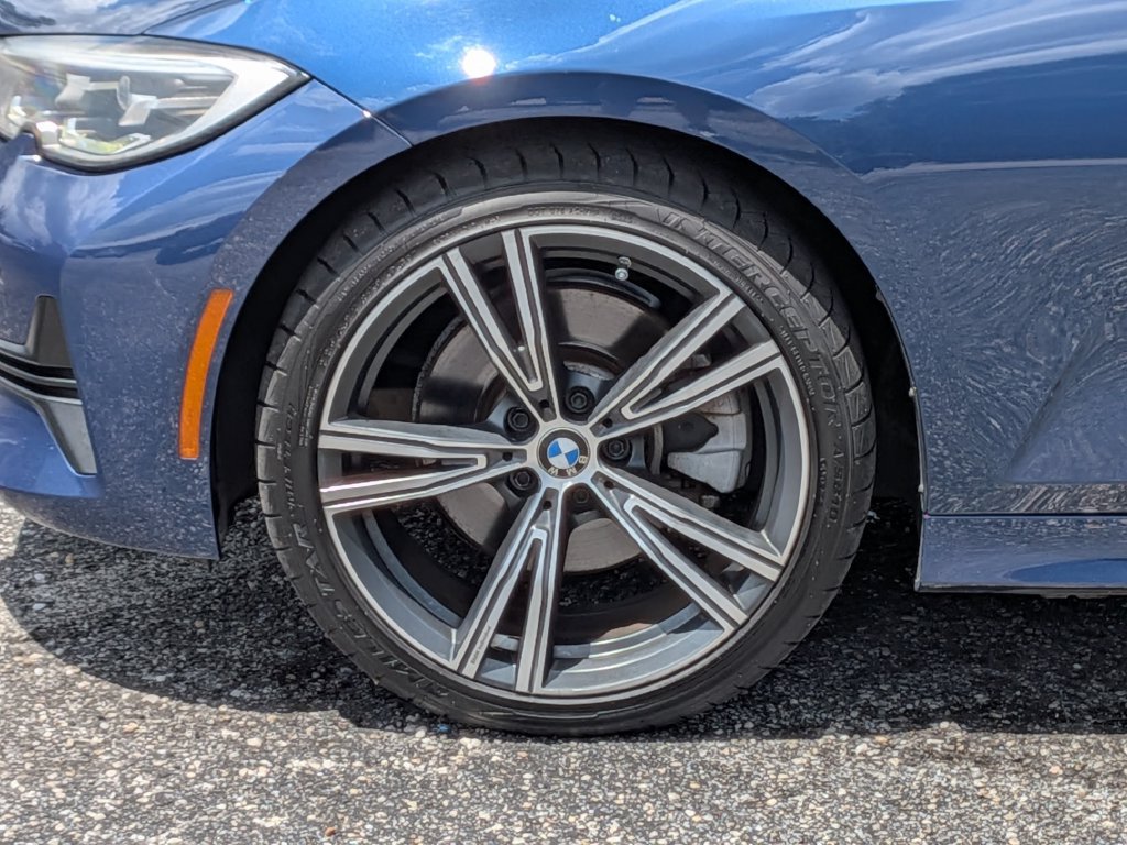 Used 2021 BMW 330i Sedan w/ Convenience Package RWD image 9