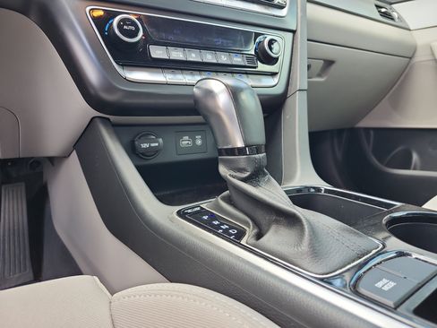 Used 2019 Hyundai Sonata SE FWD image 14