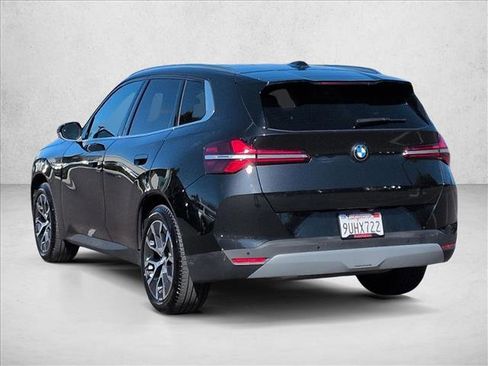 Used 2025 BMW X3 xDrive30i w/ Premium Package image 8