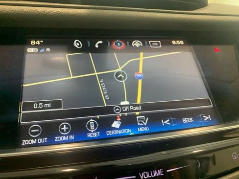 Used 2018 Cadillac XT5 Luxury w/ Driver Awareness Package AWD/4WD image 21