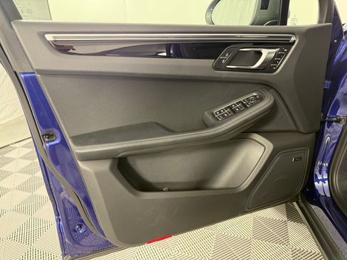 New 2025 Porsche Macan Turbo image 29