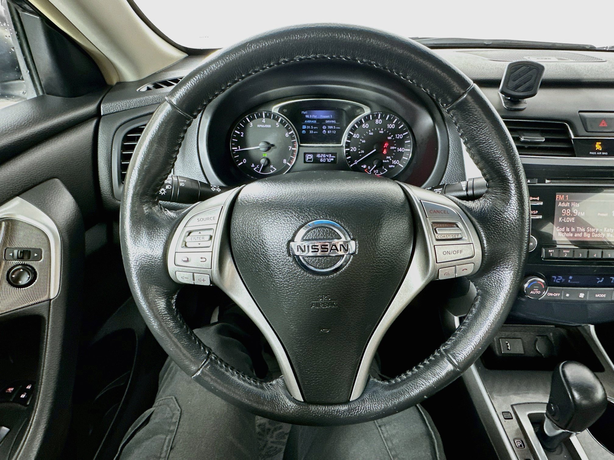 Used 2013 Nissan Altima 2.5 SL FWD image 11
