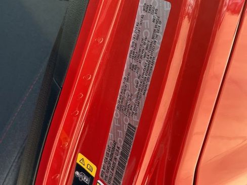 Used 2025 Jeep Wrangler Unlimited Rubicon image 33