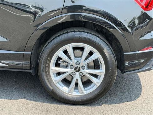 Used 2023 Audi Q3 2.0T Premium w/ Convenience Package AWD/4WD image 10