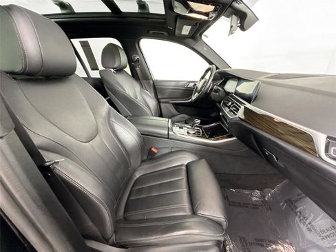 Used 2019 BMW X5 xDrive40i w/ Premium Package 2 AWD/4WD image 44