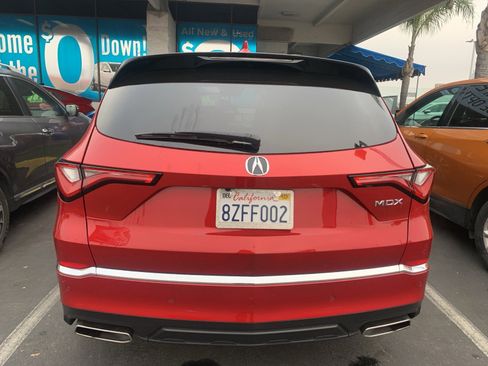 Used 2022 Acura MDX FWD w/ Technology Package image 4