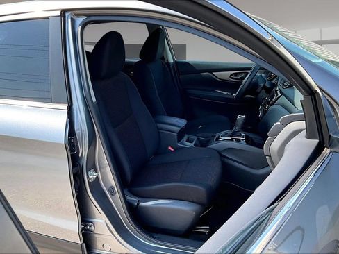 Used 2020 Nissan Rogue Sport S w/ Appearance Package FWD image 7