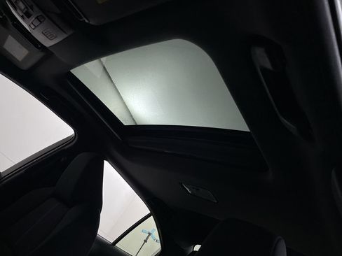 Used 2020 Toyota Corolla SE image 19