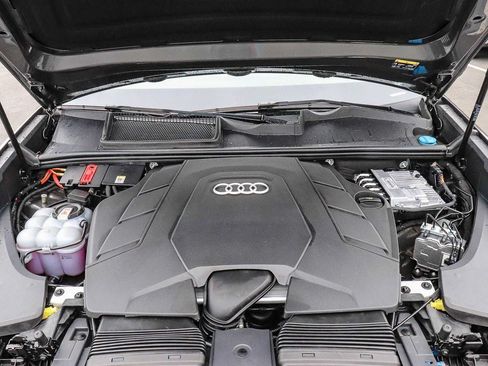 Used 2023 Audi Q8 Premium w/ Convenience Package AWD/4WD image 27