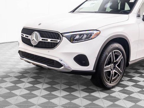 New 2026 Mercedes-Benz GLC 300 GLC 300 image 32