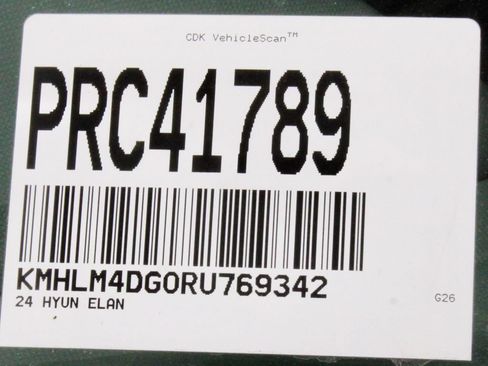 Used 2024 Hyundai Elantra SEL FWD image 33