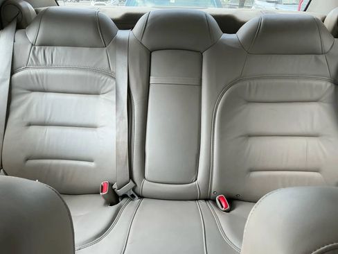 Used 2002 Cadillac De Ville w/ Comfort/Convenience Pkg FWD image 14